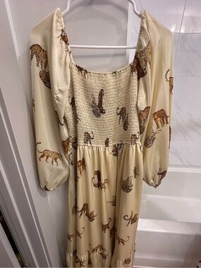 Vestique Leopard Dress